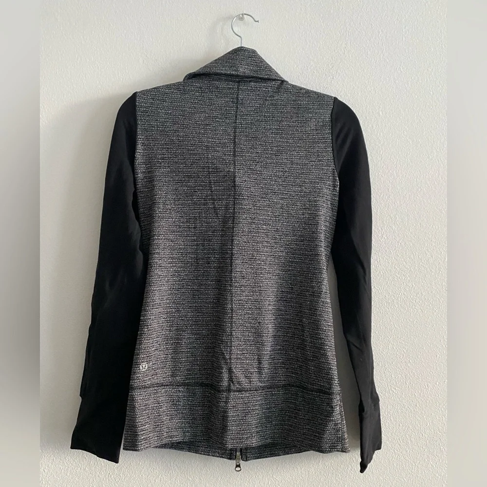 Lululemon Daily Yoga Jacket 8 Coco Pique Black - Picture 8 of 8
